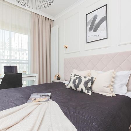 Mennica Residence Central Apartment By Renters Prestige ワルシャワ エクステリア 写真