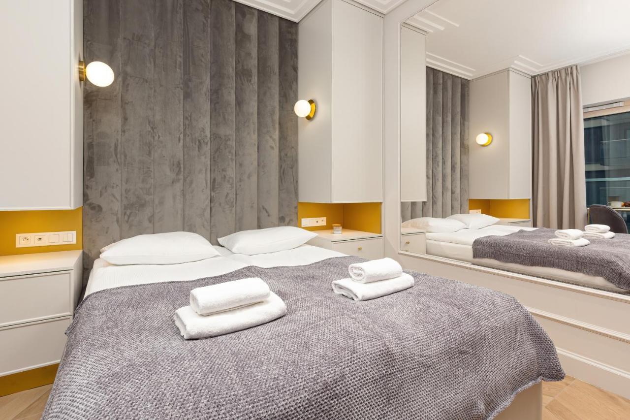 Mennica Residence Central Apartment By Renters Prestige ワルシャワ エクステリア 写真