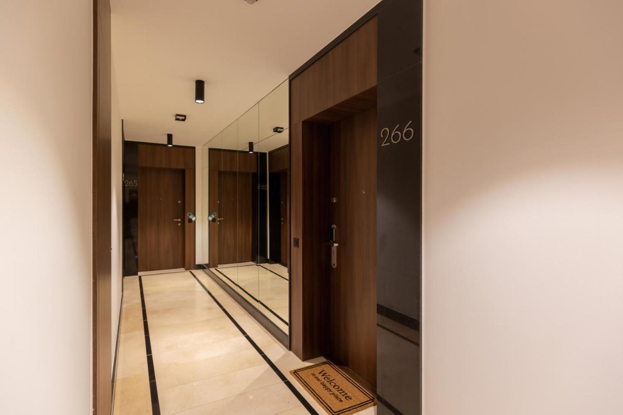 Mennica Residence Central Apartment By Renters Prestige ワルシャワ エクステリア 写真