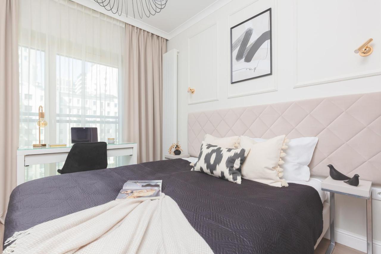 Mennica Residence Central Apartment By Renters Prestige ワルシャワ エクステリア 写真