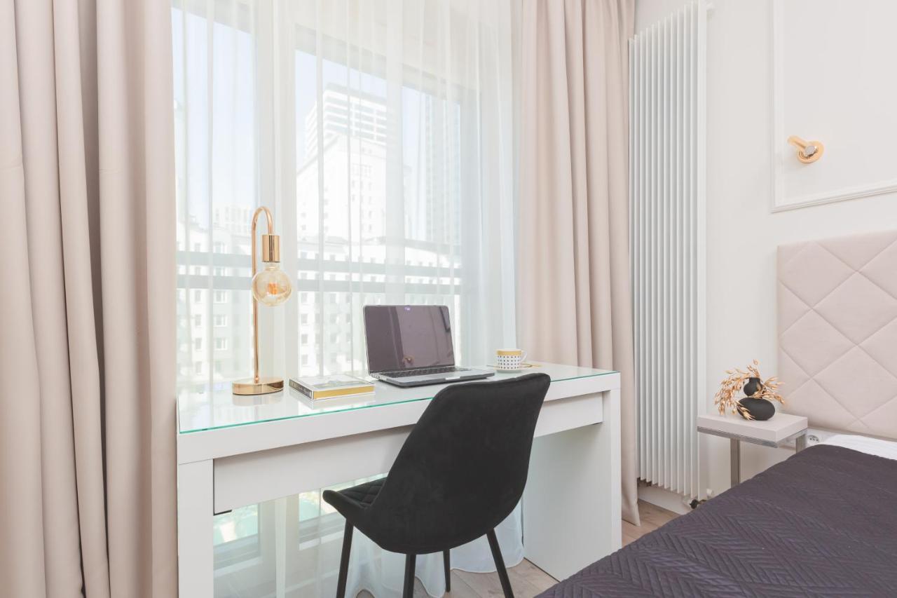 Mennica Residence Central Apartment By Renters Prestige ワルシャワ エクステリア 写真