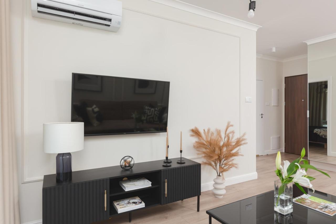 Mennica Residence Central Apartment By Renters Prestige ワルシャワ エクステリア 写真